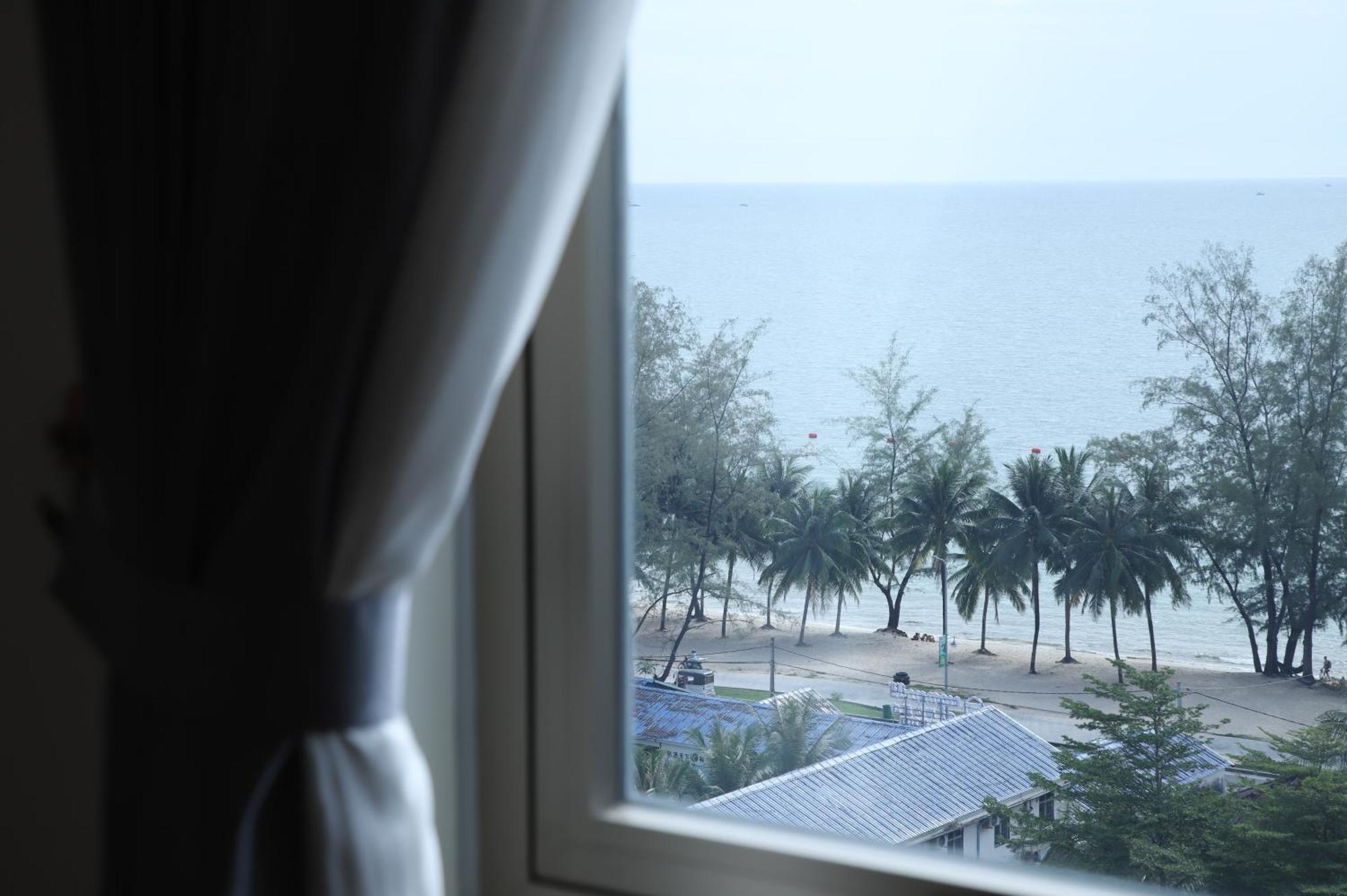 Sea Breeze Hotel & Villa Sihanoukville Dış mekan fotoğraf